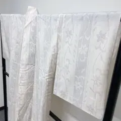 単衣 白地に亀甲柄の縦縞の紬の小紋 着物