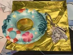 ホロナツパラダイス　ベスティア・ゼータ　浮き輪キーホルダー　ポップアップ