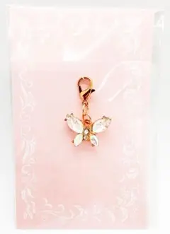 【アレルギー対応】✨クリスタルバタフライのキラキラチャームストラップ