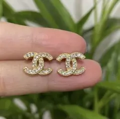 A493 小さめCHANEL ヴィンテージ チャーム ピアス ココマーク