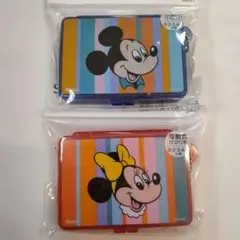 【新品】ディズニーレトロ ミッキー＆ミニー 仕切りが動くマルチケース ピルケース