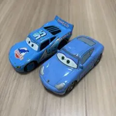カーズ　マックイーン　dinoco サリー