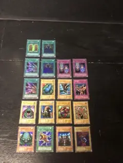 遊戯王カード　まとめ売り　大量　18枚