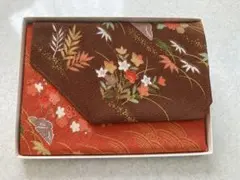 ちりめん風呂敷　朱色　茶系　花柄　箱入り