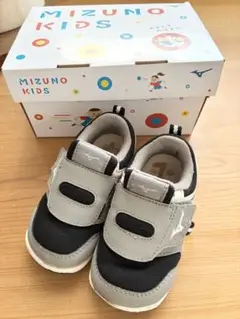 ミズノ キッズシューズ プレモアインファント2 箱付き