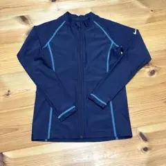 NIKE 長袖 ラッシュガード 140cm