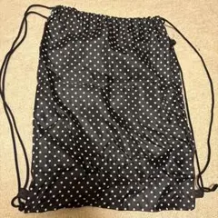 水玉模様ナップザック 中型 黒と白