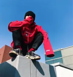 【高木琢也着】VETEMENTS × TOMMY HILFIGER パーカー