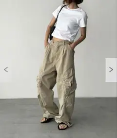CANAL JEANカーゴパンツ　ベージュ