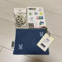 apricot studios ステッカー　スマホグリップ　ポーチ