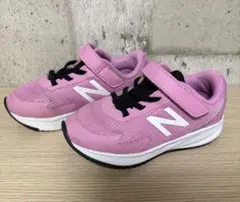 【New Balance】ニューバランス　スニーカー　ピンク　15.5センチ