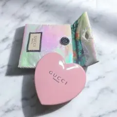 【ピンク】GUCCI ハート型　コンパクトミラー　手鏡　新品　限定　ノベルティ