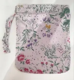 新品未使用保管品シルク100%19x19 cm袋