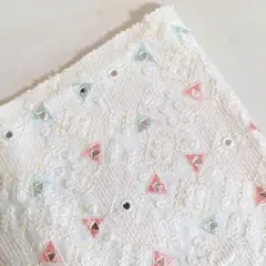 【93×45】インド刺繍生地 ホワイト ミラー生地 はぎれ 布 生地