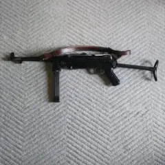 廃盤希少な美品！マルシン製ＭＰ４０　フルオートガスブローバック　迫力の８mm弾！ 2025年最新】MP40 マルシンの人気アイテム - メルカリ