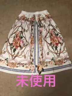 未使用品　花柄スカート XL
