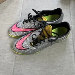 ナイキ フットサルシューズ