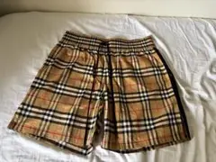 BURBERRY ショートパンツ　ノバチェックサイドライン　バーバリー