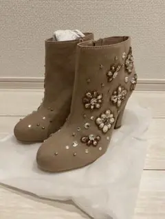 Item thumbnail for item ec8125d6-94a5-4fa8-b6aa-939f1ad2db97