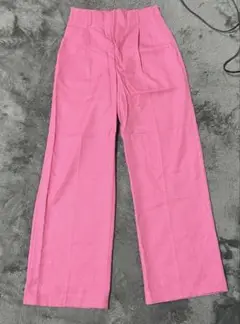 新品未使用 ピンク ワイドパンツ