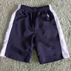 Champion ブラック ハーフパンツ