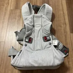 ベビービョルン　ワンカイエアー　メッシュ　グレー