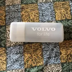 VOLVO プラスチック収納ケース 蓋付き
