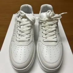 TOD'S スニーカー　38 1/2 未使用