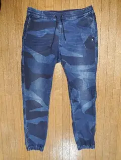 Item thumbnail for item fcd7d671-291d-4fa3-a71d-b95d2393b172