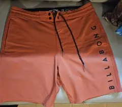 BILLABONG、VOLCOM、OAKLEYのショーツセット