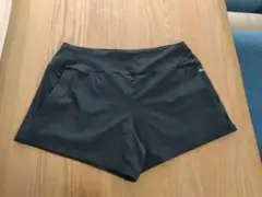 エレッセ　ショートパンツ