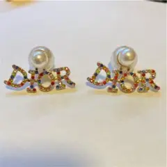 Dior トライバル ピアス