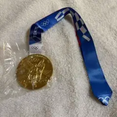 東京オリンピック 2020 レプリカ 金メダル