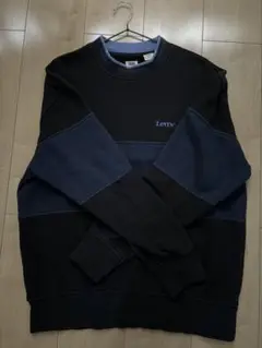 Levi's リラックスフィット トレーナー Sサイズ