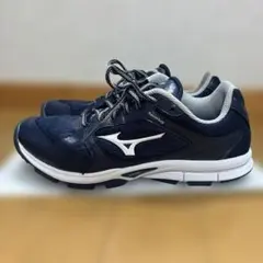 ユーティリティトレーナー　24.0cm ミズノ　野球　トレーニングシューズ　2E