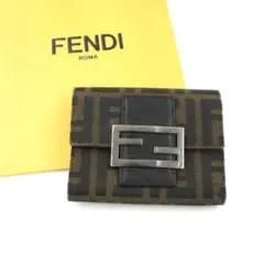 ✨極美品✨ FENDI ミニ財布 ズッカ柄 ジャガード エンボスロゴ キャンバス