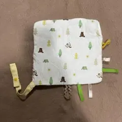 赤ちゃん用おもちゃ　カシャカシャタグハンカチ　森のどうぶつ