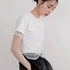 LIAN シャーリングチュールレイヤードTシャツ