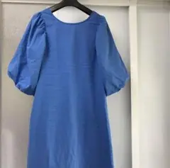 パフスリーブワンピース　ブルー　青