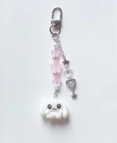 ハンドメイド　ビーズキーホルダー　樹脂粘土 ピンク　星　いぬ　チャーム