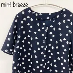 【mint breeze】花柄ブラウス　半袖　ネイビー　M