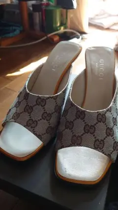 GUCCI サンダル 美品