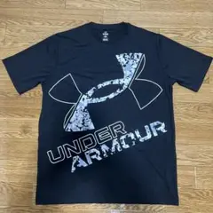 UNDER ARMOUR 黒 半袖 Tシャツ ロゴ入り