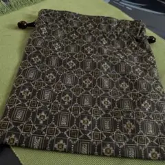 ❗️着物地正絹裏付き　巾着　　約26Ｘ23センチ