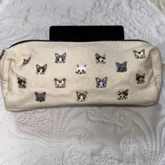 セール中❗️猫刺繍キャンバスポーチ