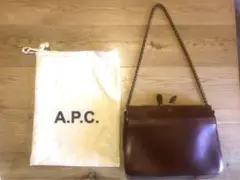 A.P.C.チェーンショルダーバッグ