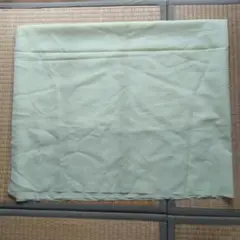 淡い黄色の裏地　はぎれ生地　巾94cm×約250cm