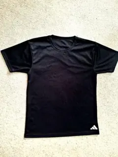 超美品❕adidas ブラックメンズ 半袖 Tシャツ【L】