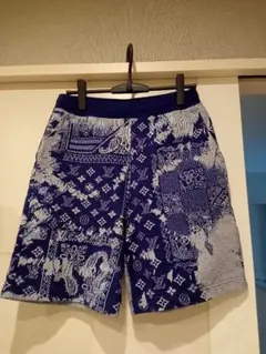 明✨ルイヴィトン 22AW バンダナボードハーフパンツ 水着 M 水陸両用 LOUIS VUITTON - ルイヴィトン 22AW RM222M N06 HNW11X バンダナ