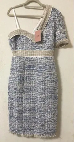 最終値下げ❗️新品 タグ付き エイミー ワンショルダーワンピース